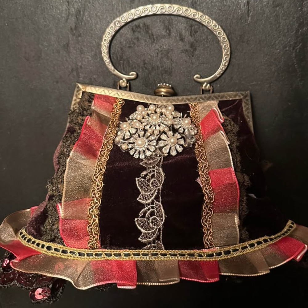 Vintage purse